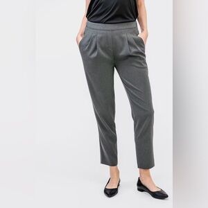 Ministry of Supply Swift Drape engineered for movement pants in gray. Size 16 D4